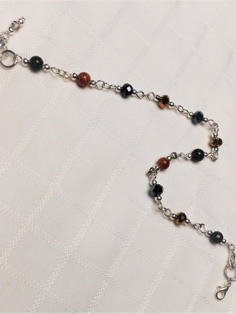 Ankle chain - No.7 Approx. 10 inches long Comes with a 1-inch extension